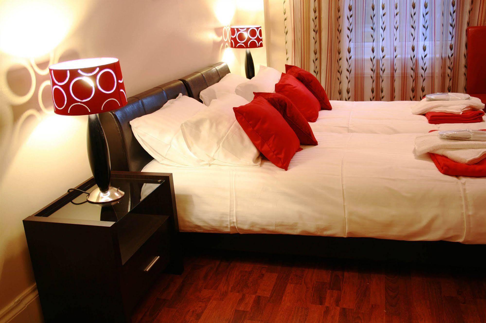 Hotel Makedonia London Exterior photo